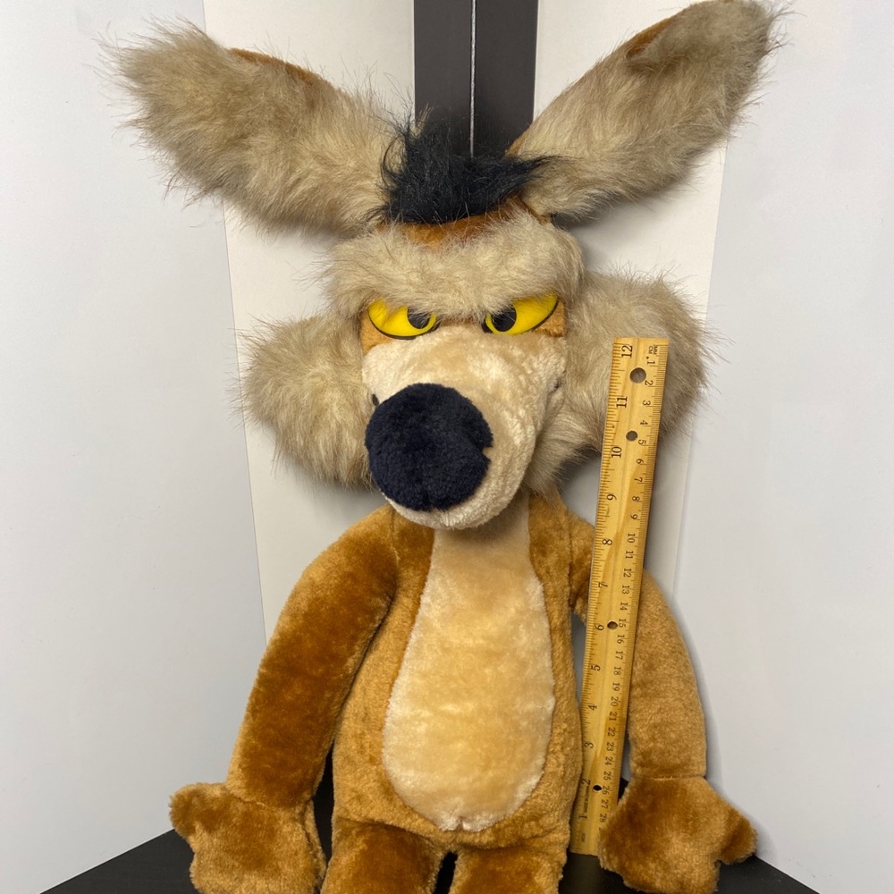 Vintage Mighty Star Wile E Coyote “30 Plush